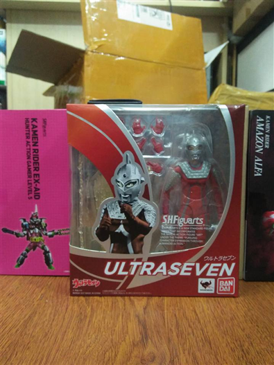 Mua bán SHF ULTRAMAN SEVEN