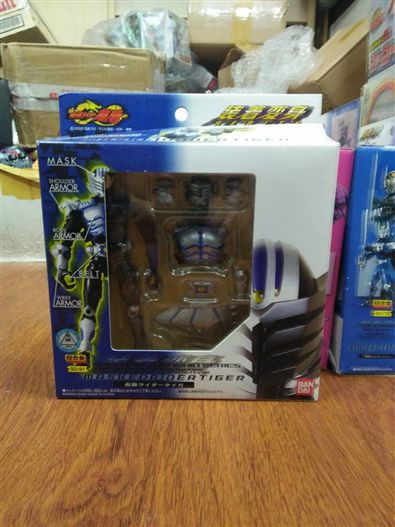 Mua bán SHS KAMEN RIDER TIGER 2ND