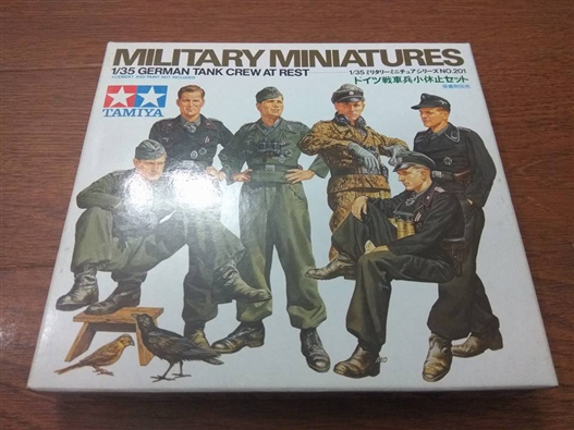 Mua bán TAMIYA 1/35 GERMAN TANK CREW AT REST