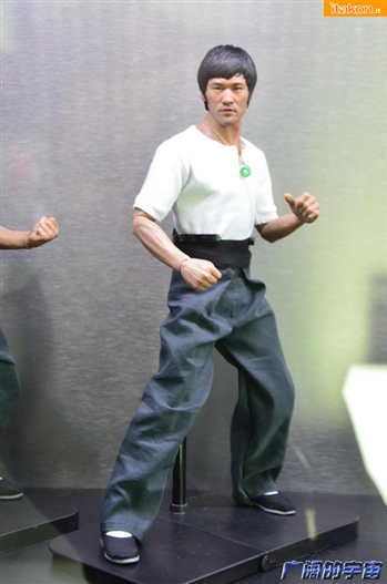 Mua bán ENTERBAY BRUCE LEE BIG BOSS ĐƯỜNG SƠN ĐẠI HUYNH
