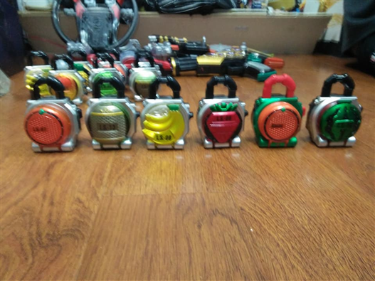 Mua bán DX LOCKSEED GAIM CÁC LOẠI