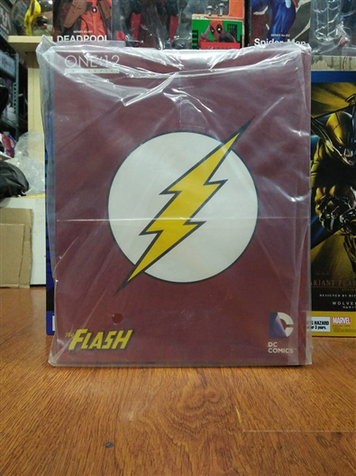 Mua bán MEZCO THE FLASH FAKE LIKE NEW 