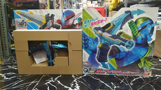 Mua bán DX KAMEN RIDER BUILD KAIZOKU HASHER 2ND ( JPV )