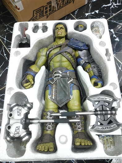 Mua bán HOTTOYS HULK (THOR: RAGNAROK) 2ND (MŨ DÍNH KEO)