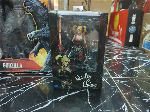 Mua bán NECA HARLEY QUINN CHINA VER