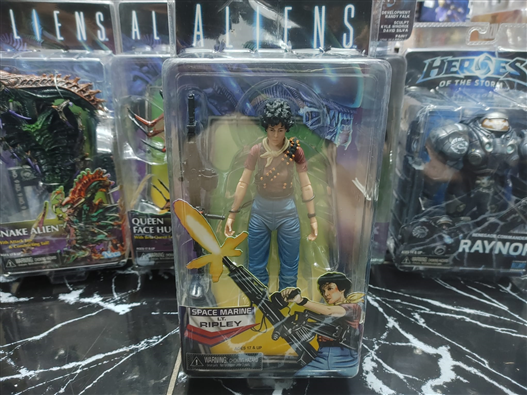 Mua bán NECA ALIEN SPACE MARINE CHINA