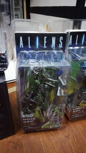 Mua bán NECA ALIEN MANTIS CHINA VER