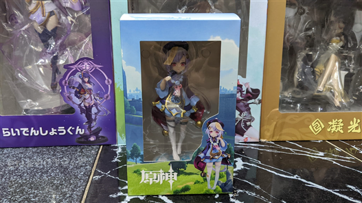 Mua bán PVC QIQI FAKE