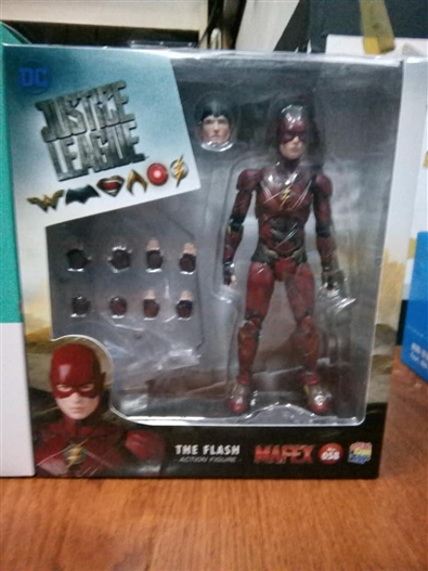 Mua bán MAFEX JUSTICE LEAGUE THE FLASH 2ND