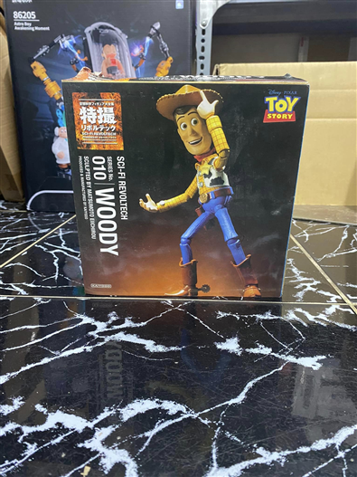 Mua bán REVOLTECH SCI-FI WOODY FAKE