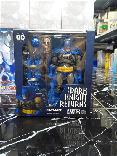 Mua bán MAFEX NO.119 MAFEX BATMAN THE DARK KNIGHT TRIUMPHANT