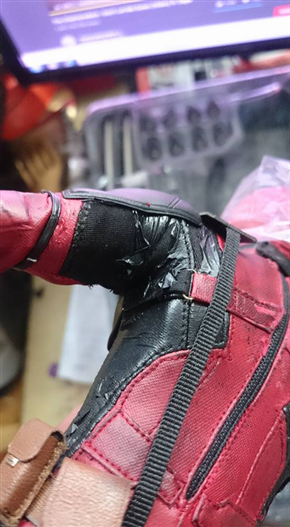 Mua bán HOT TOYS DEADPOOL 2ND