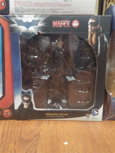 Mua bán MAFEX CAT WOMAN FAKE