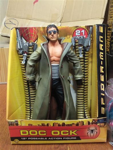 Mua bán POSEABLE ACTION FIGURE TOY BIZ DOC OCK 12 INC.
