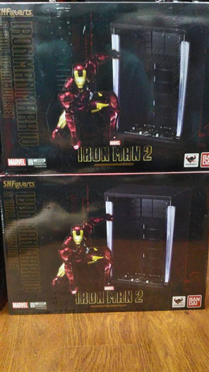 Mua bán SHF IRON MAN MK4 & HALL OF ARMOR SET