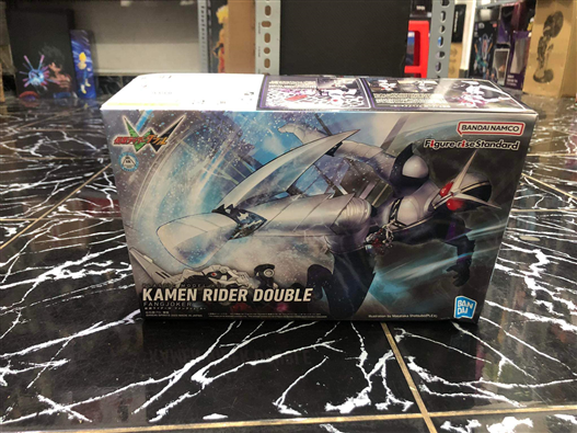 Mua bán FIGURE RISE STANDARD KAMEN RIDER W FANG JOKER