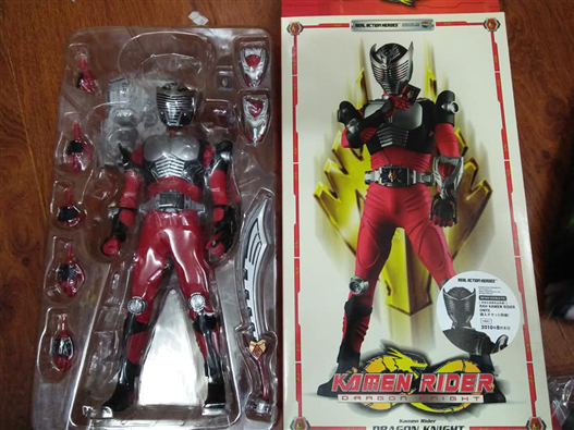 Mua bán (RAH) REAL ACTION HERO 1/6 KAMEN RIDER RYUKI LIKE NEW