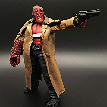 Mua bán HELLBOY- MEZCO HELLBOY WOUNDED FAKE