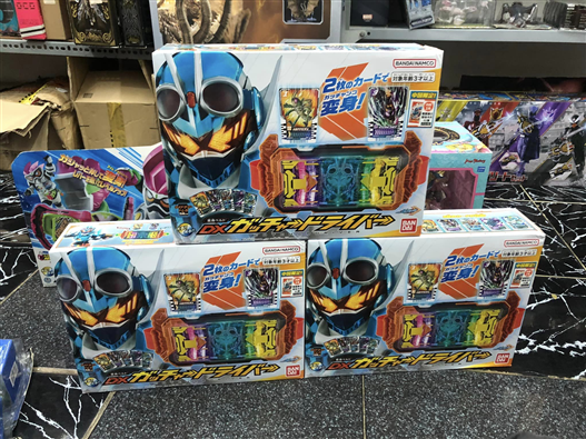 Mua bán DX KAMEN RIDER GOTCHARDRIVER