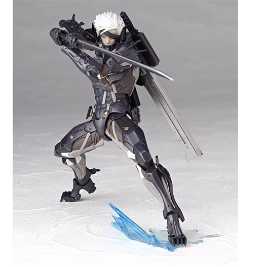 Mua bán REVOLTECH METAL GEAR RISING RAIDEN FAKE ( ĐEN)