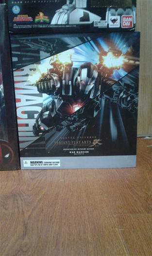 Mua bán PLAY ARTS KAI WAR MACHINE FAKE
