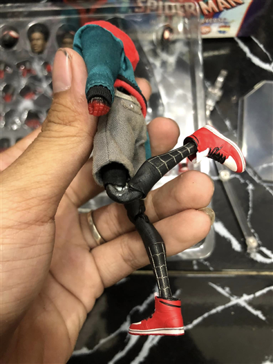 Mua bán [THIẾU TAY] MAFEX NO.107 SPIDER-MAN (MILES MORALES) 2ND 