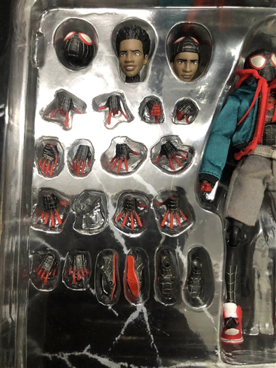 Mua bán [THIẾU TAY] MAFEX NO.107 SPIDER-MAN (MILES MORALES) 2ND 