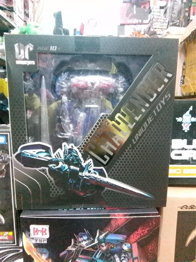 Mua bán TRANSFORMER UNIQUE TOY UTR-02 CHALLENGER OPTIMUS