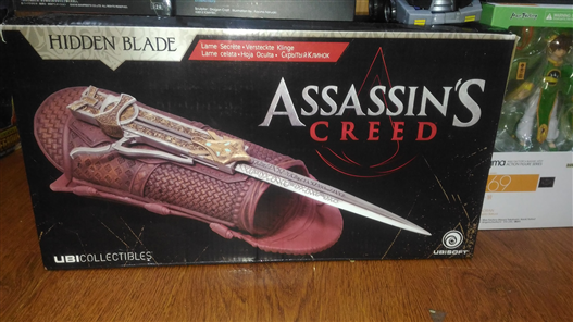 Mua bán ASSASSINS CREEDS 7 HIDDEN BLADE