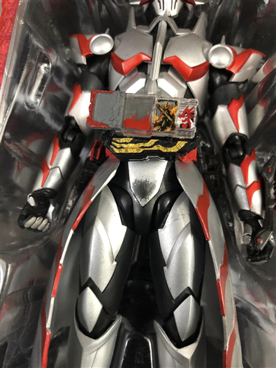 Mua bán (2ND - TRẦY) SHF KAMEN RIDER SABER DRAGONIC KNIGHT