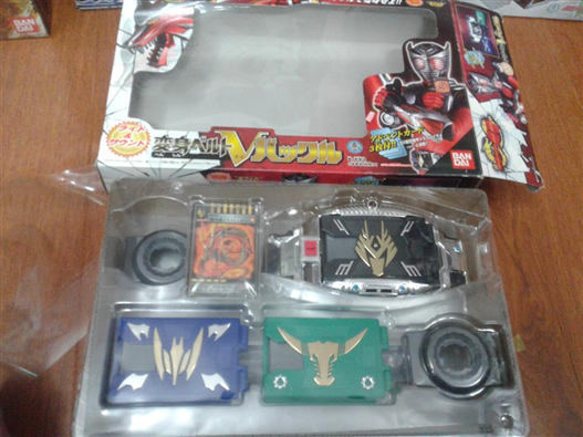 Mua bán NARIKIRI KAMEN RIDER RYUKI HENSHIN BELT BUCKER V 3 LIKE NEW