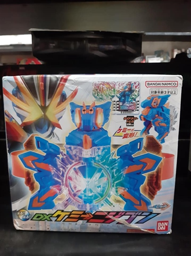 Mua bán (2ND KÈM 20 CARDS) DX KAMEN RIDER GOTCHARD CHEMY NIJIGON