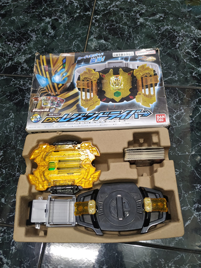 Mua bán 2ND DX KAMEN RIDER LEGEND DRIVER + SET CARD