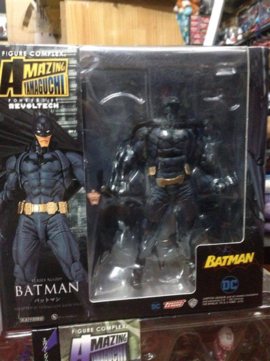 Mua bán REVOLTECH YAMAGUCHI BATMAN FAKE