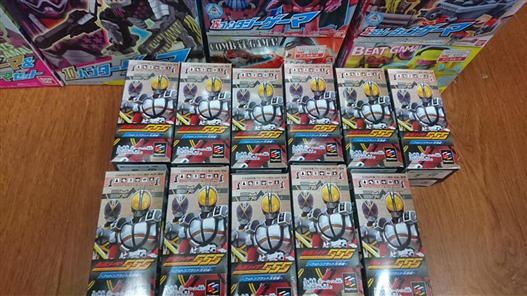 Mua bán KAMEN RIDER FAIZ CHESS SET (CON CỜ) 