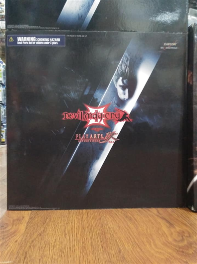 Mua bán PLAY ARTS KAI DEVIL MAYCRY VERGIL 2ND