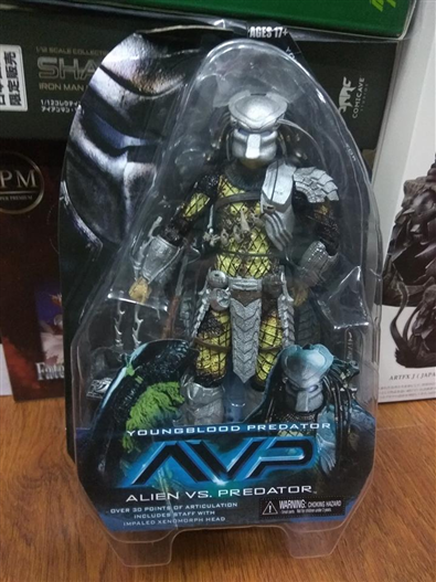 Mua bán NECA PREDATOR YOUNGBLOOD CHINA VER