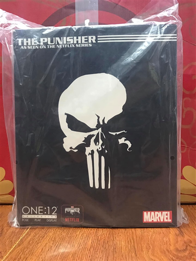 Mua bán MEZCO PUNISHER NEFTLIX SERIE
