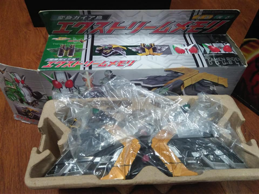 Mua bán [KÝ GỬI] DX KAMEN RIDER W EXTREME MEMORY 2ND