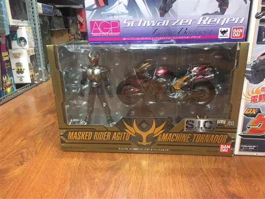 Mua bán SIC KAMEN RIDER AGITO AND MACHINE TORNADOR 40