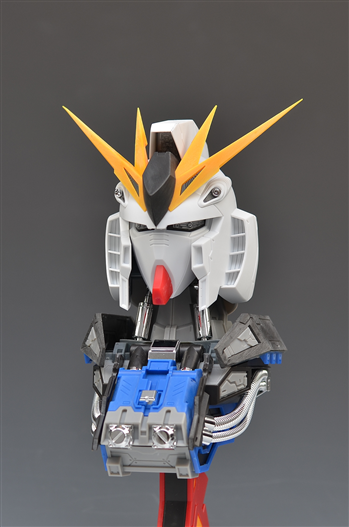 Mua bán MODEL KIT MAGIC TOYS HEAD RX-93 NU GUNDAM