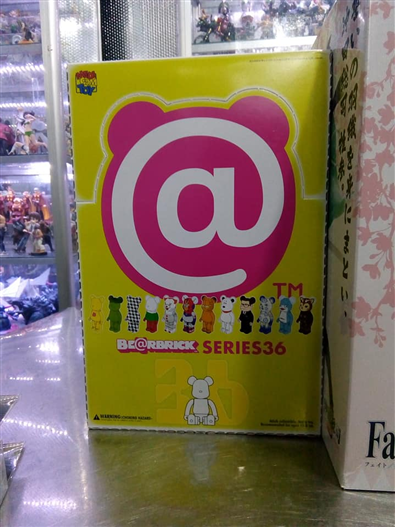 Mua bán BE@RBRICK SERIES 36 SET 24 PACK