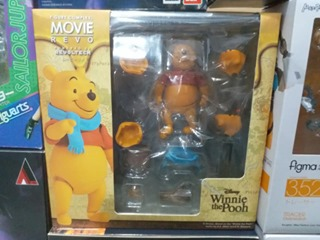 Mua bán REVOLTECH WINNIE THE POOH FAKE