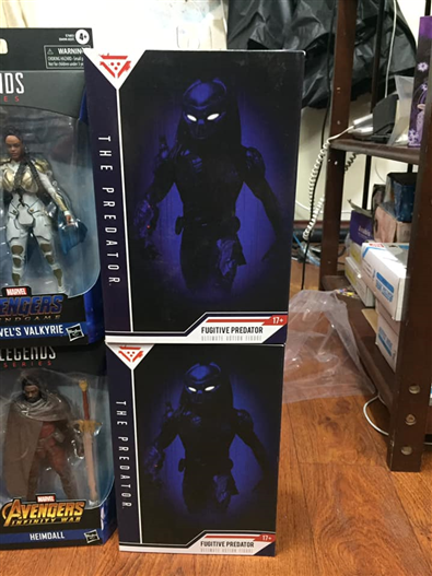 Mua bán NECA THE PREDATOR