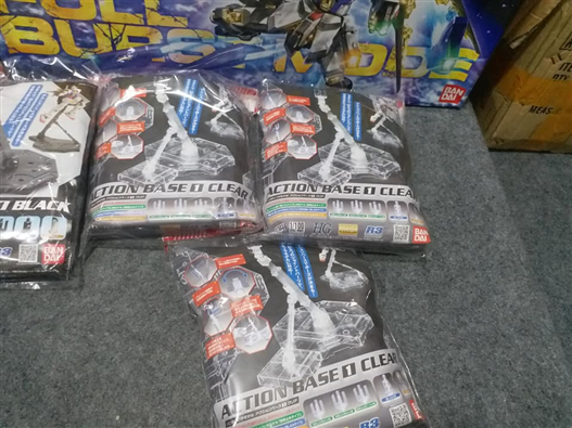 Mua bán ACTION BASE GUNDAM CLEAR BANDAI