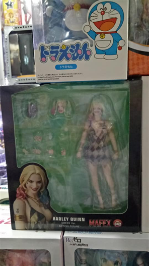 Mua bán MAFEX HARLEY QUINN DRESS VER FAKE