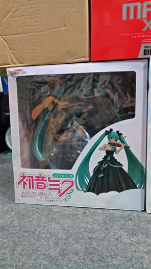 Mua bán PVC MIKU SYMPHONY 2017 VER FAKE