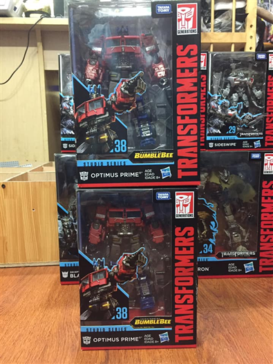 Mua bán TRANSFORMER SS-38 OPTIMUS PRIME BUMBLEBEE MOVIE