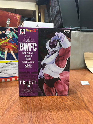 Mua bán PVC BANPRESTO FRIEZA