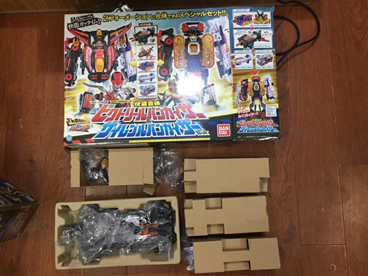 Mua bán DX VICTORY KAISER AND SIREN KAISER SET LIKE NEW